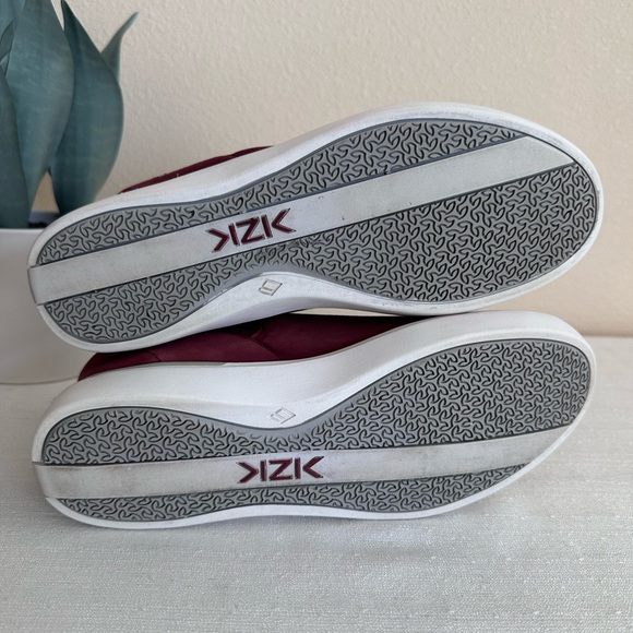 Kizik Paris Maroon Suede Slip On Sneakers Women’s 7 - Picture 14 of 14